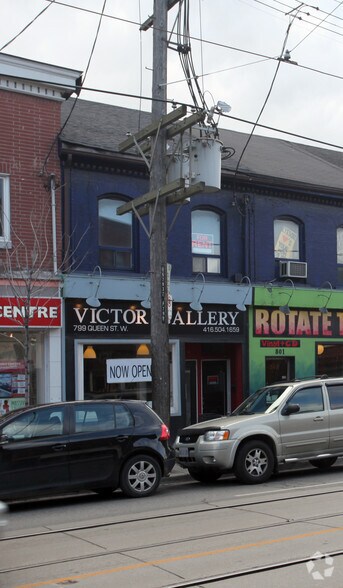 More Photos Of 799 Queen St W, Toronto Storefront Retail Residential For Lease