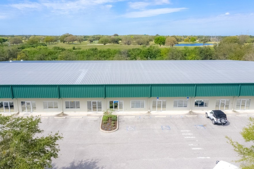 More Photos Of 1550-1582 Global Ct, Sarasota Light Manufacturing For Sale