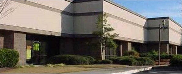 More Photos Of 4040 Nine McFarland Dr, Alpharetta Warehouse For Lease