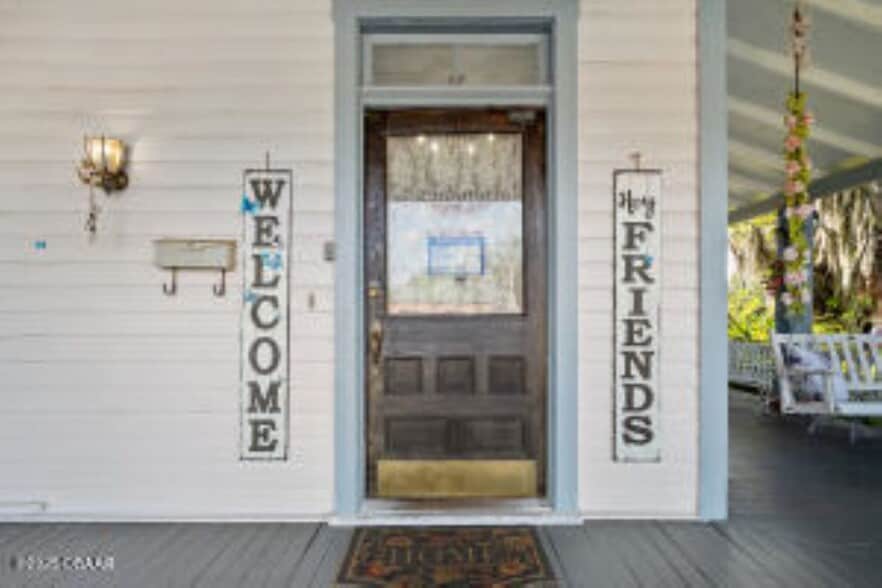 More Photos Of 228 W Howry Ave, Deland Storefront Retail Office For Sale
