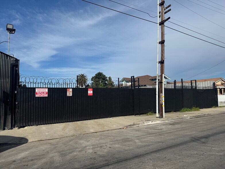 More Photos Of 1623 Nadeau St, Los Angeles Manufacturing For Lease