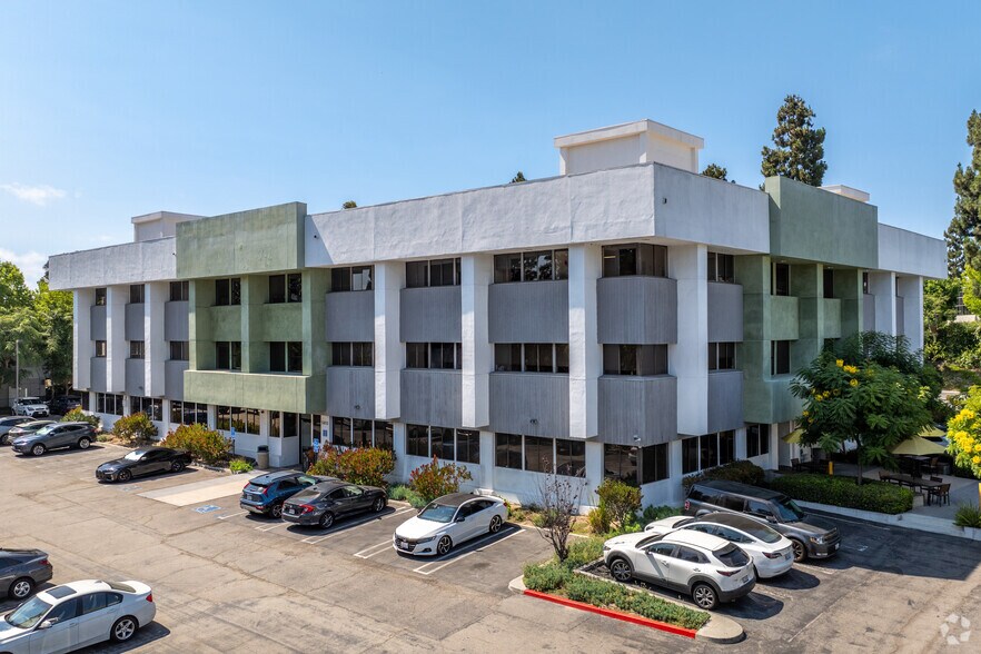 More Photos Of 5839-5855 Green Valley Cir, Culver City Unknown For Lease