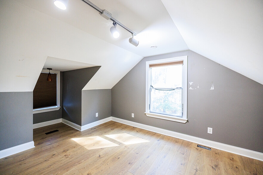 More Photos Of , Bloomington Unknown For Sale