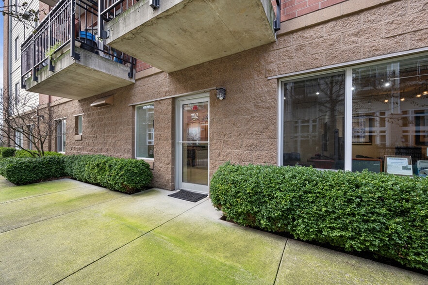 More Photos Of 1015 Railroad Ave, Bellingham Apartments For Sale