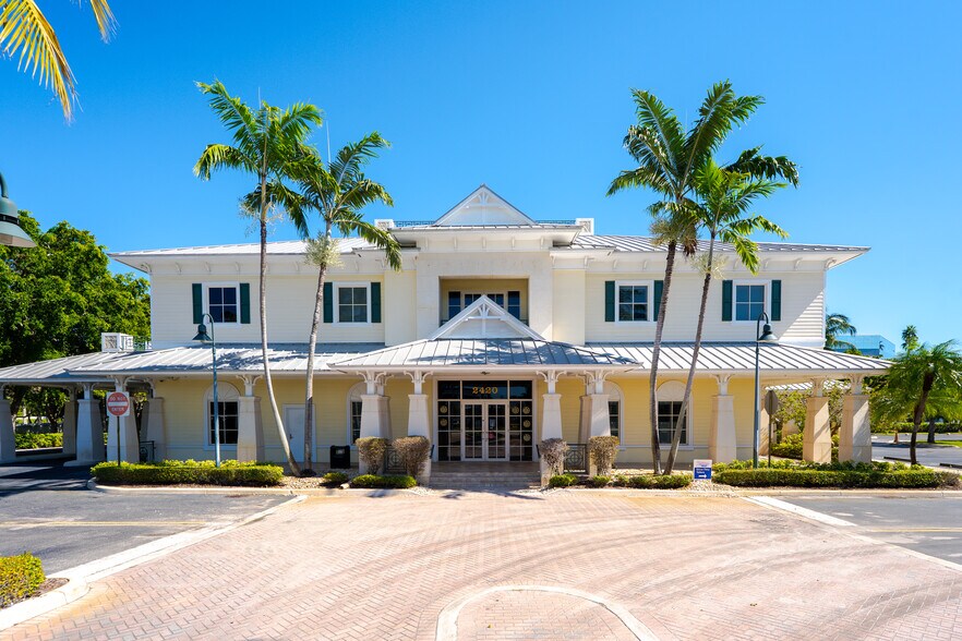 More Photos Of 2420 N Federal Hwy, Boca Raton Bank For Lease