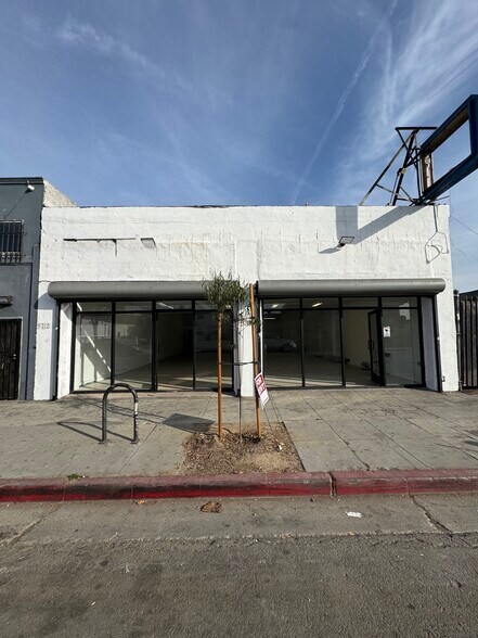 Primary Photo Of 5714 S Western Ave, Los Angeles Freestanding For Lease