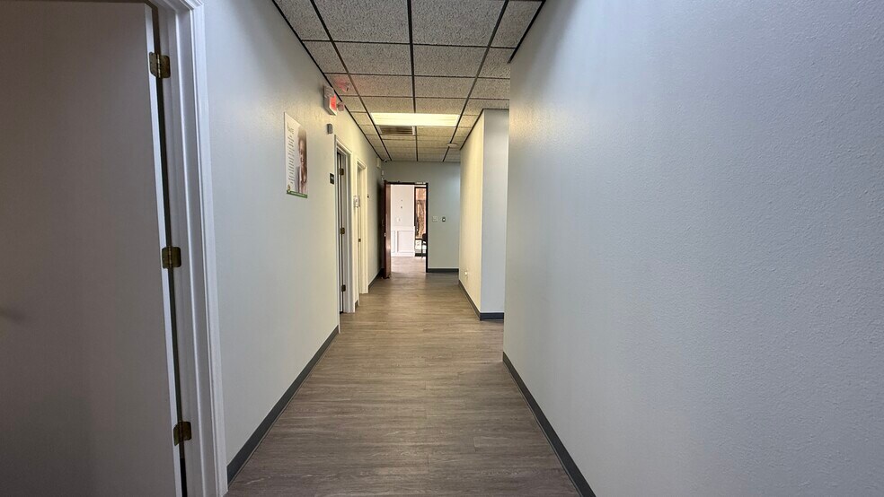More Photos Of 1941 E 37th St, Odessa Office For Sale