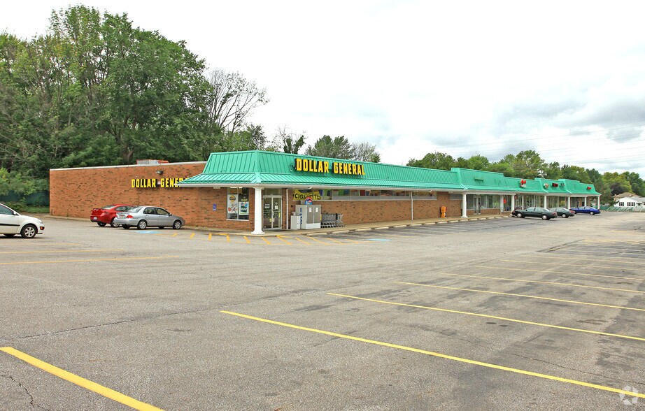 77687800 W 130th St, Middleburg Hts, OH 44130 For Lease