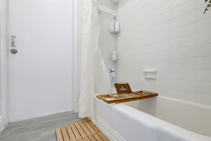 More Photos Of 741 Hibiscus Ave, Pompano Beach Apartments For Sale