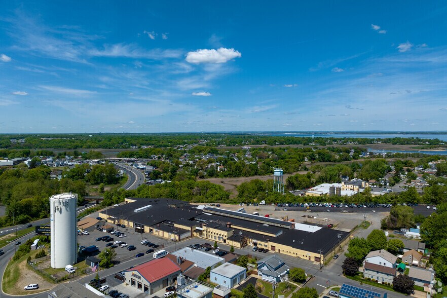 More Photos Of 3 Cass St, Keyport Warehouse For Lease