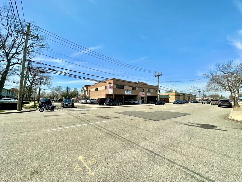 More Photos Of 1061 N Broadway, Massapequa Medical For Sale