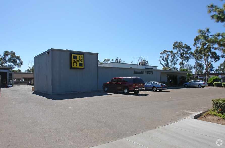 More Photos Of 7227 Carroll Rd, San Diego Service For Lease