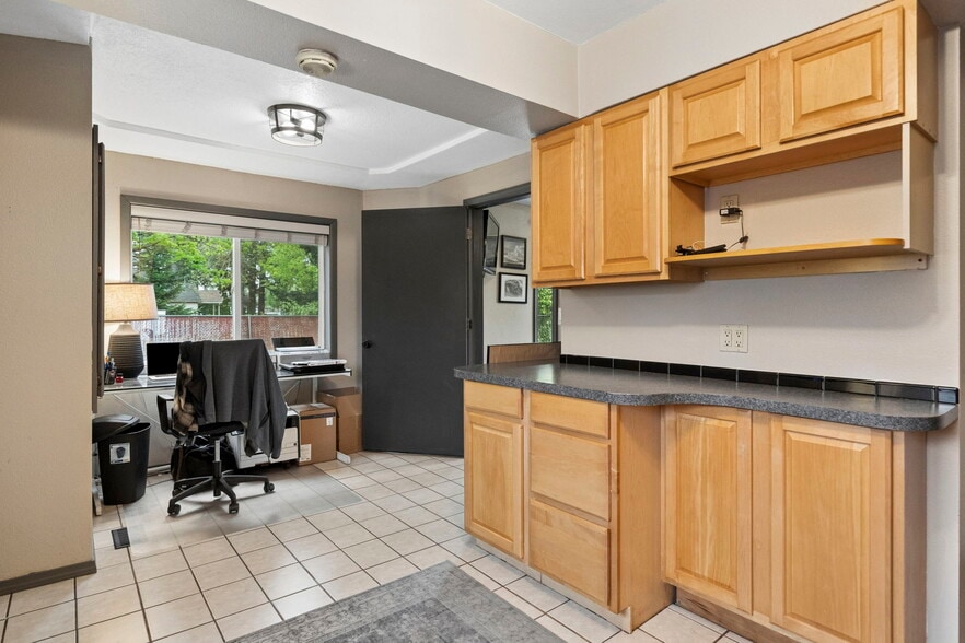 More Photos Of 17641 SE Stark St, Portland Storefront Retail Office For Sale
