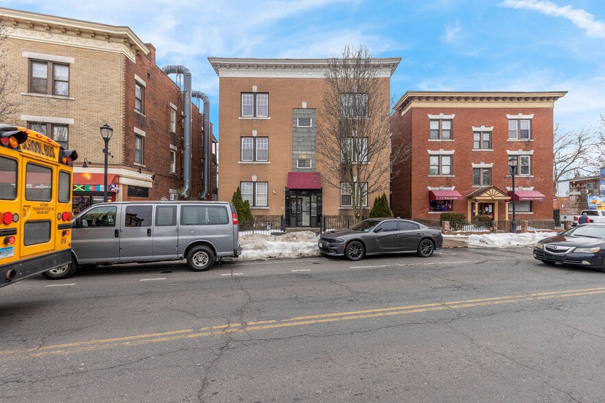 More Photos Of 1963-1965 Park St, Hartford Apartments For Sale