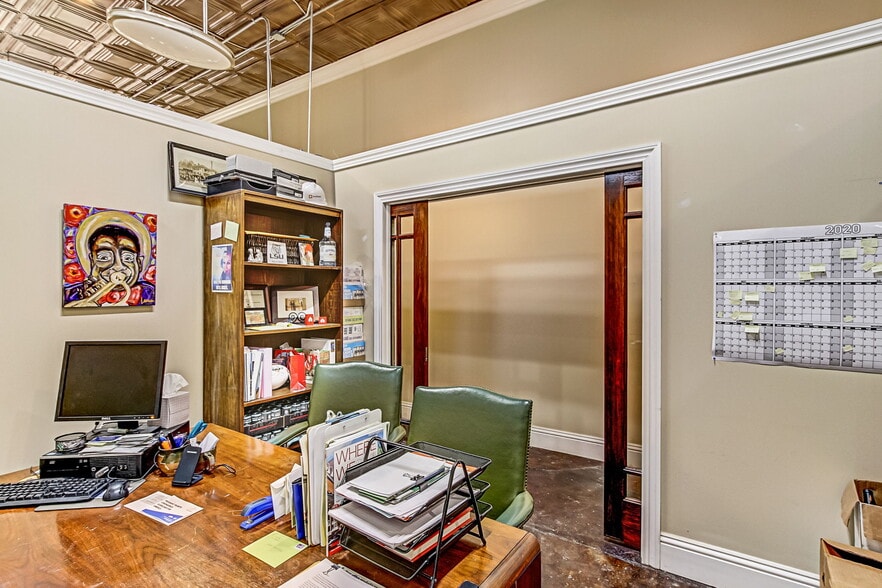 More Photos Of 1334 Walnut St, Jacksonville Office For Sale
