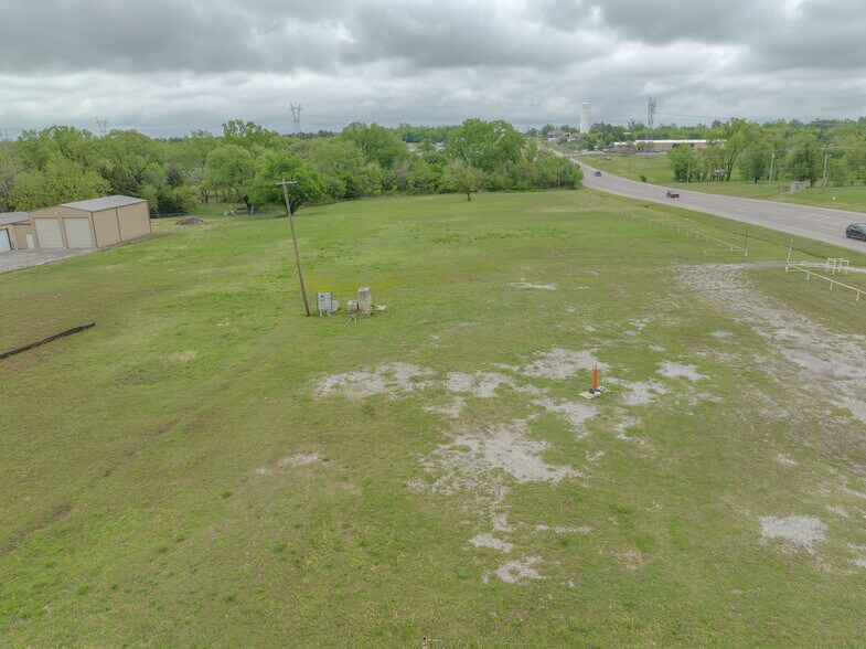 More Photos Of 18001 23rd, Harrah Land For Sale