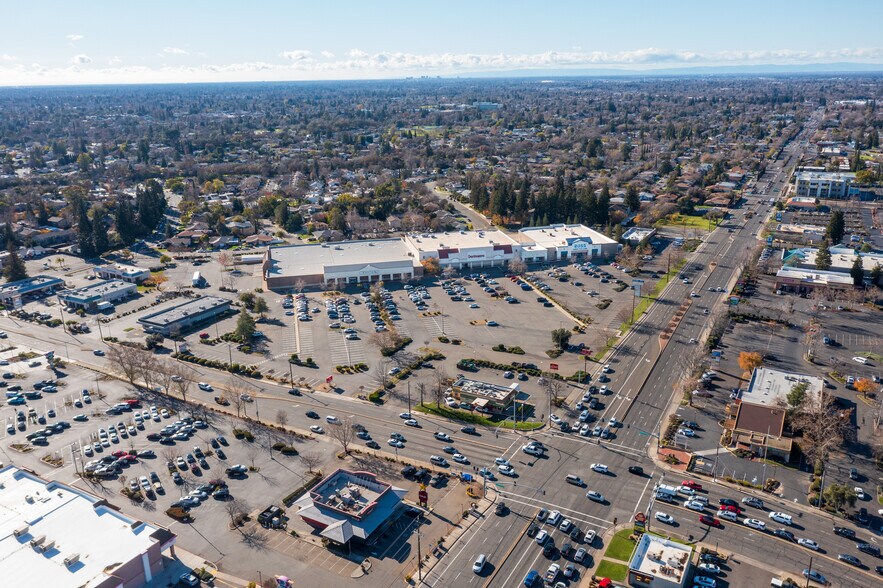 More Photos Of 7342-7350 Greenback Ln, Citrus Heights General Retail For Lease