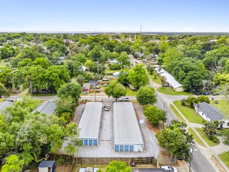Primary Photo Of 1304 N T St, Pensacola Self Storage For Sale