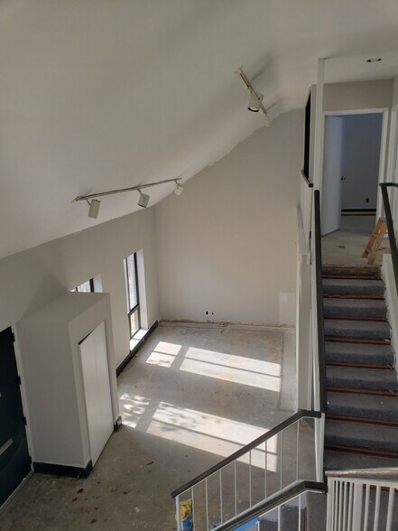 More Photos Of 6255-6265 Executive Blvd, Rockville Office For Sale