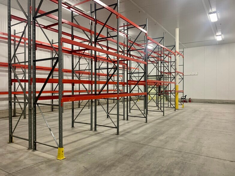 More Photos Of 910 Progress Dr, Richmond Industrial For Lease