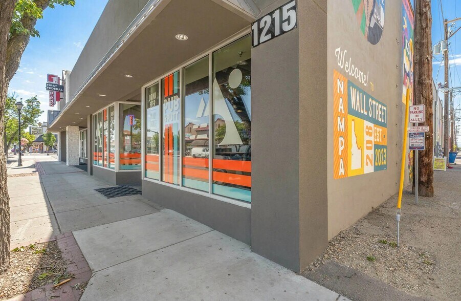 More Photos Of 1217 2nd St S, Nampa Storefront For Sale