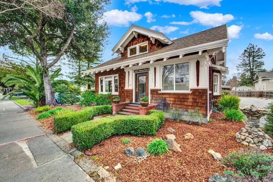 More Photos Of 1763 2nd St, Napa Office Residential For Sale