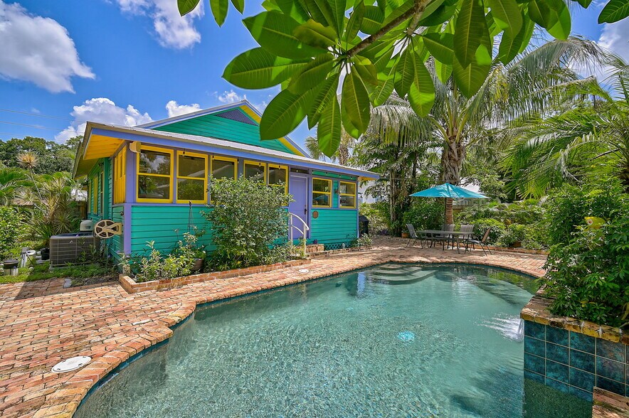 More Photos Of 628 N Orange Ave, Sarasota Land For Sale