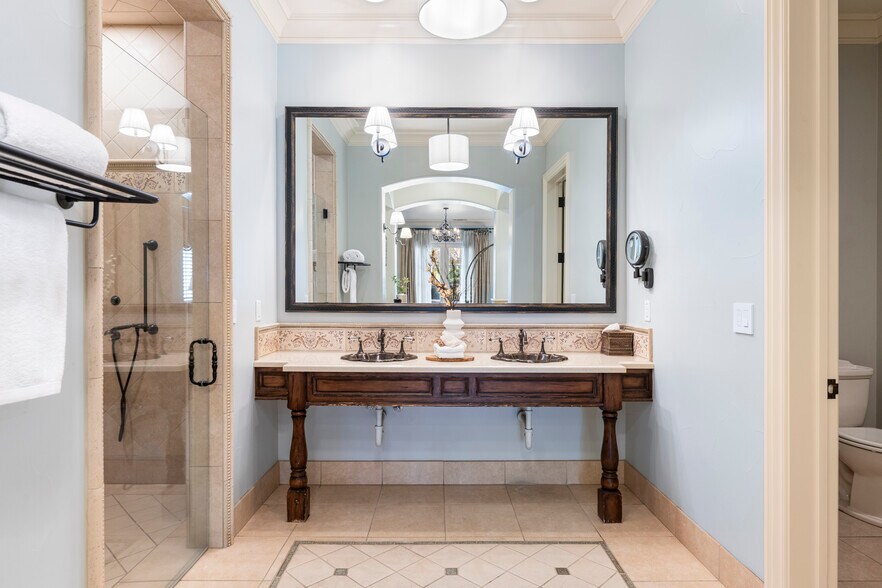 More Photos Of 1210 Arden Hills Ln, Sacramento Specialty For Sale