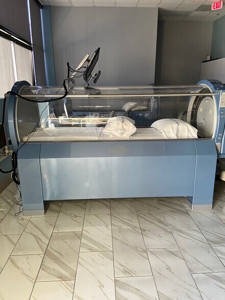 More Photos Of 209 N Pacific Ave, San Pedro Medical For Sale