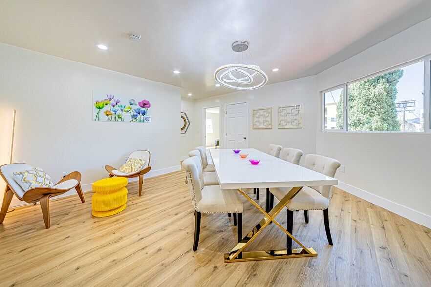 More Photos Of 5633 La Mirada Ave, Los Angeles Apartments For Sale