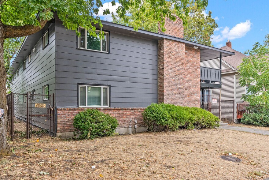 More Photos Of 943 E Augusta Ave, Spokane Apartments For Sale