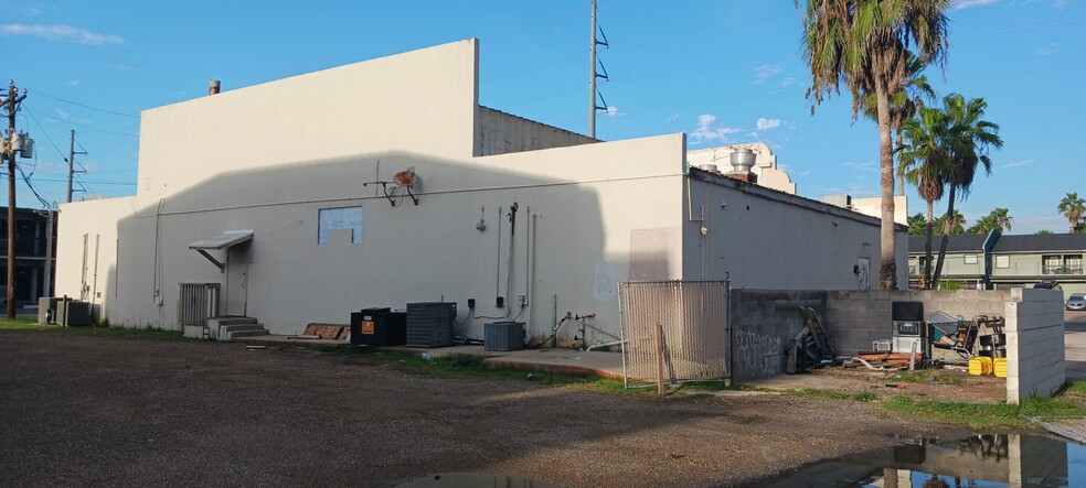 More Photos Of 4001 Padre Blvd, South Padre Island Restaurant For Lease