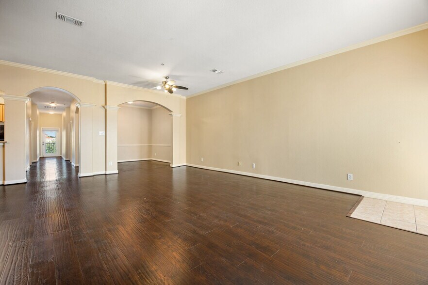 More Photos Of 12989 Bellaire Blvd, Houston Storefront For Sale