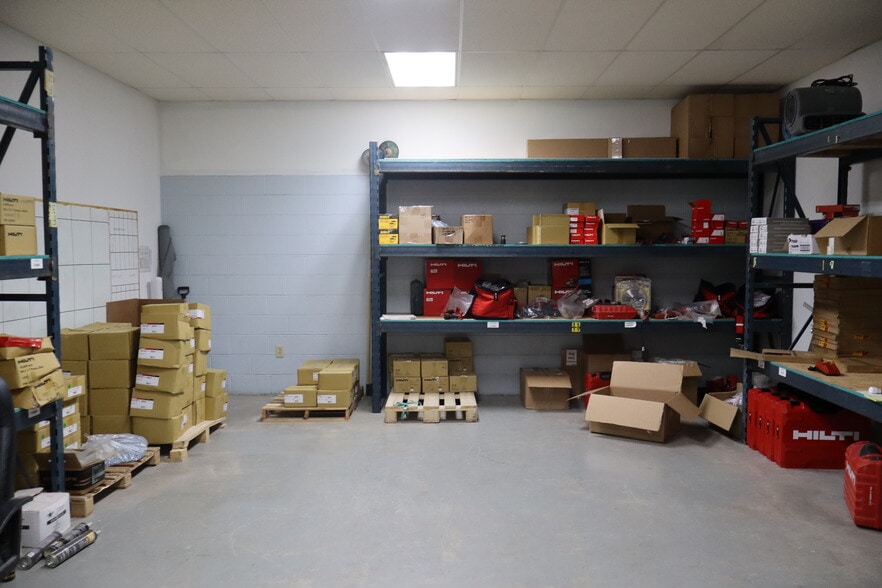 More Photos Of 340 Forum Pky, Rural Hall Manufacturing For Lease