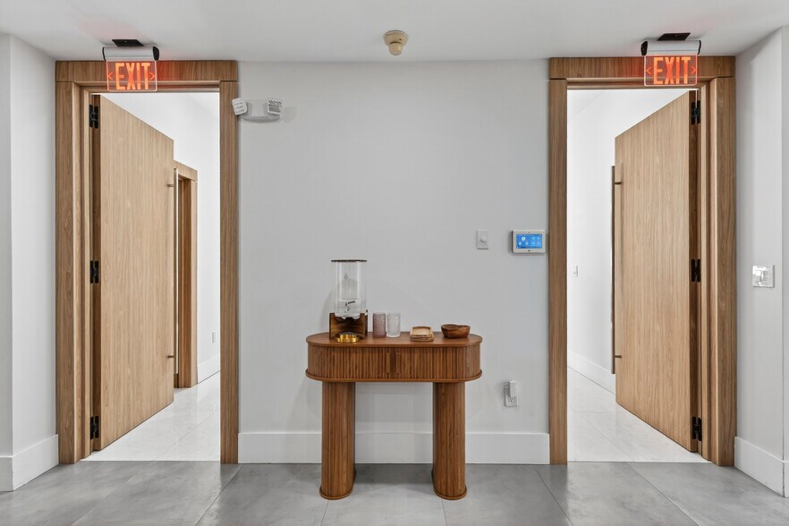 More Photos Of 9410 SW 77th Ave, Miami Office For Lease