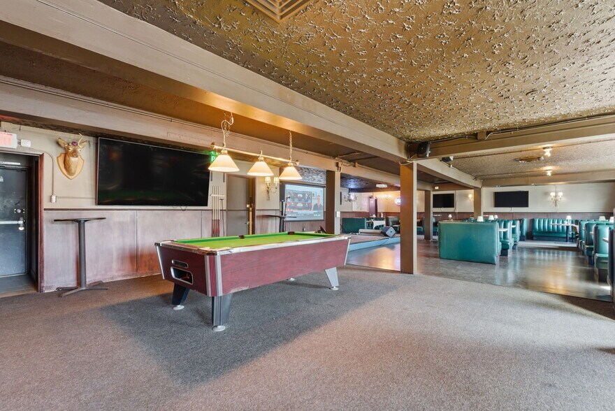 More Photos Of 2530 NE 82ND Ave, Portland Restaurant For Sale