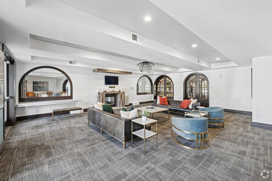 More Photos Of 5395 Napa St, San Diego Apartments For Lease
