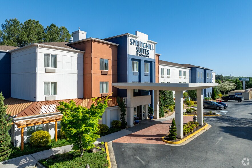 Primary Photo Of 960 Bob Arnold Blvd, Lithia Springs Hotel For Sale