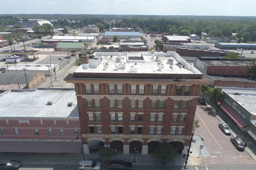 More Photos Of 128 S Grant St, Fitzgerald Office For Sale