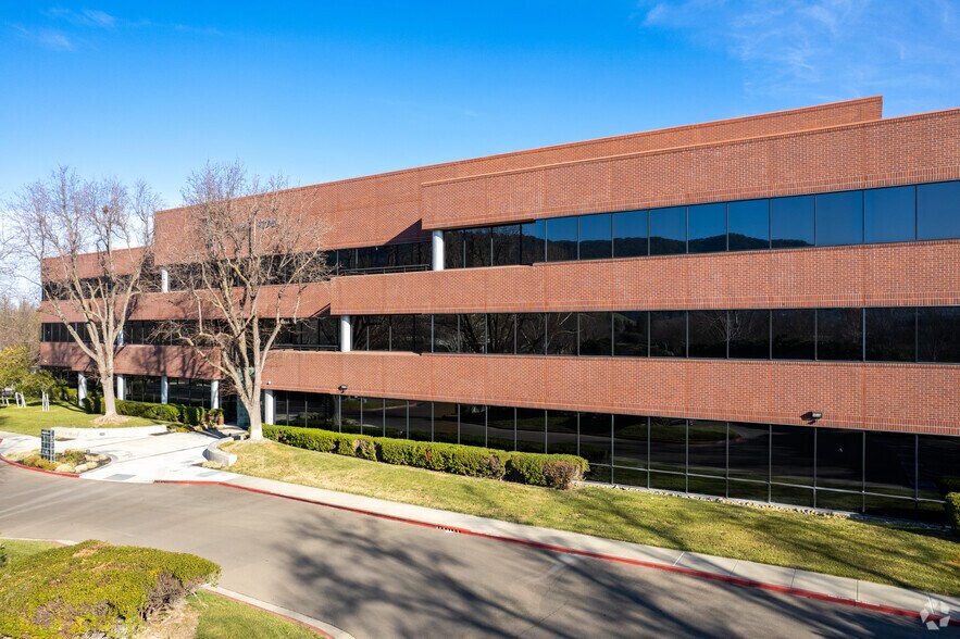 More Photos Of 6601 Koll Center Pky, Pleasanton Office For Sale