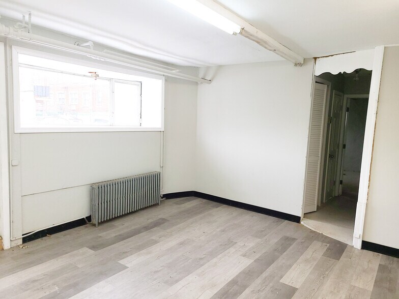 More Photos Of 2962 McKinley St, Philadelphia Storefront For Lease