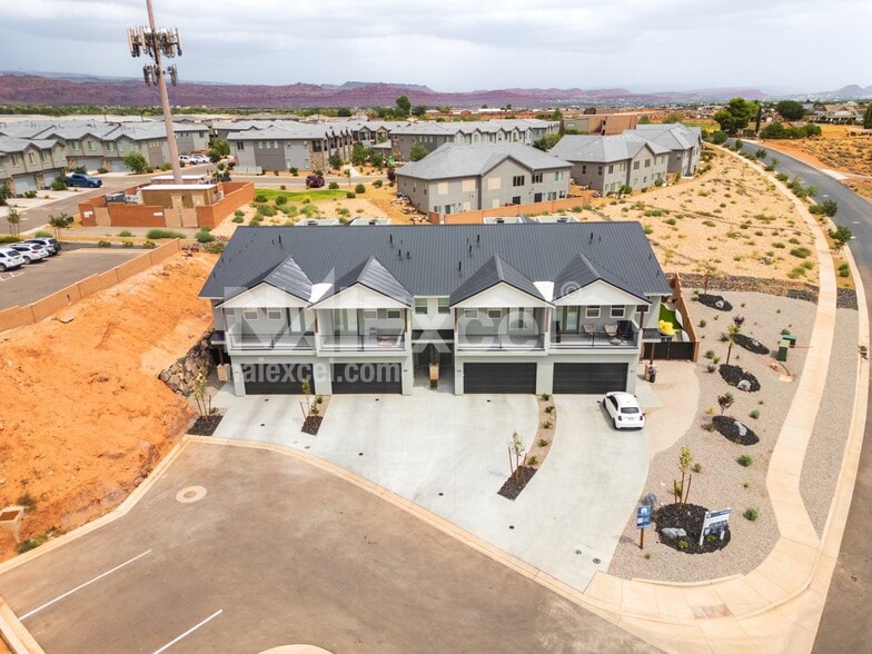 More Photos Of 366 W Fitness Way, Ivins Apartments For Sale