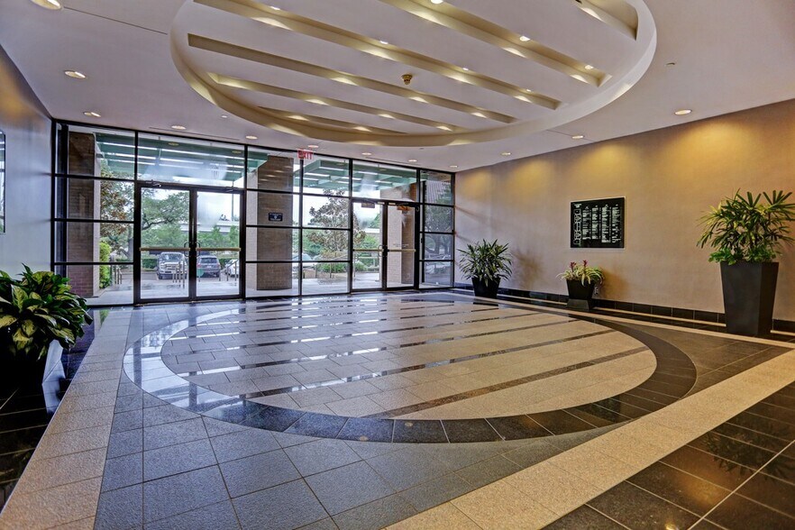 More Photos Of 4635 Southwest Fwy, Houston Office For Lease