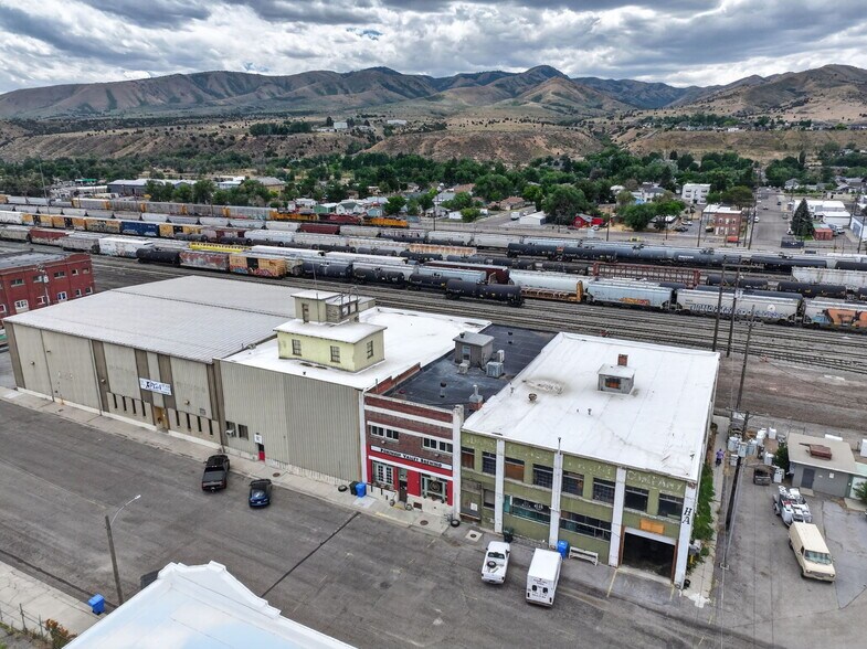 More Photos Of 615 S 1st Ave, Pocatello Restaurant For Sale