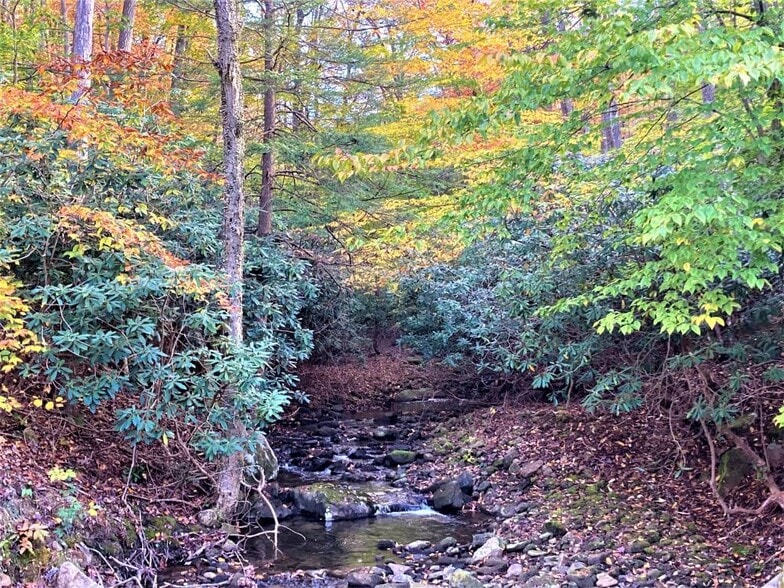 More Photos Of 2005 Grafton Rd, Morgantown Land For Sale
