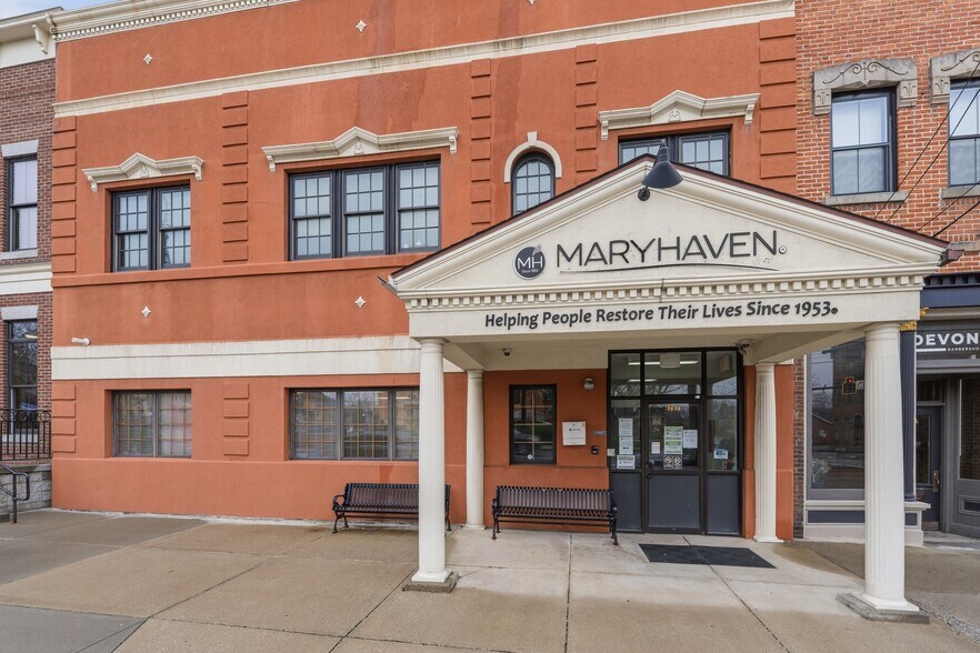 Primary Photo Of 88 N Sandusky St, Delaware Office For Lease