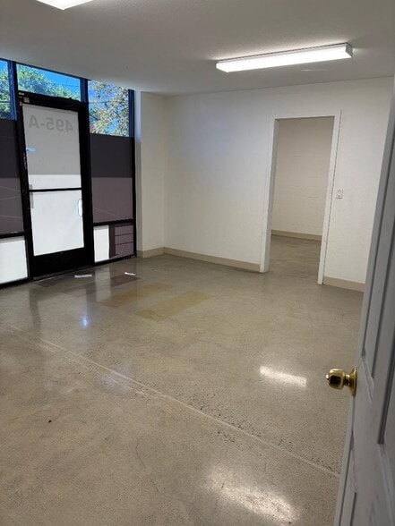 More Photos Of 495 Madera Ave, San Jose Service For Lease