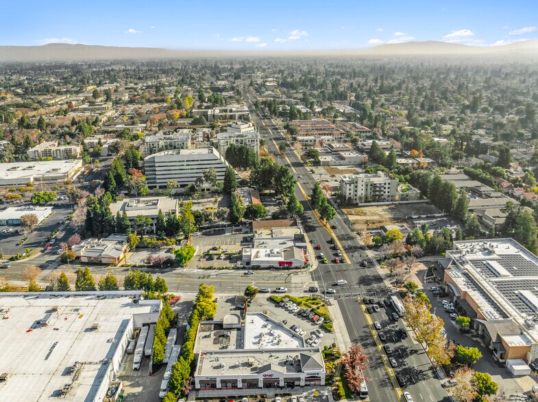 More Photos Of 2490-2496 W El Camino Real, Mountain View Freestanding For Sale