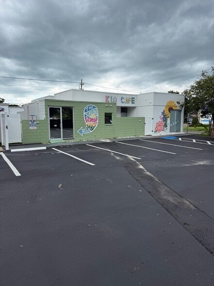 More Photos Of 2947 S Florida Ave, Lakeland General Retail For Lease