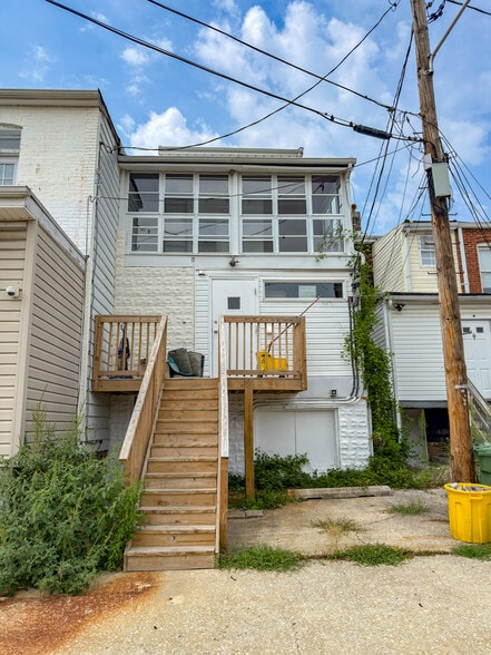 More Photos Of 3547 Chestnut Ave, Baltimore Storefront Retail Residential For Sale